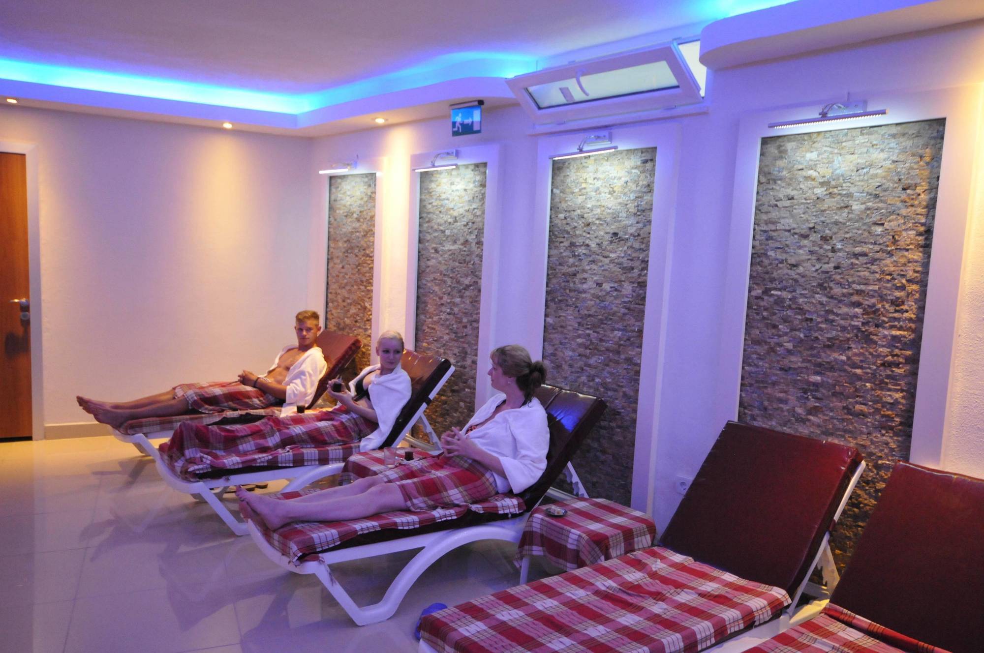 Kleopatra Micador Otel Алания Экстерьер фото